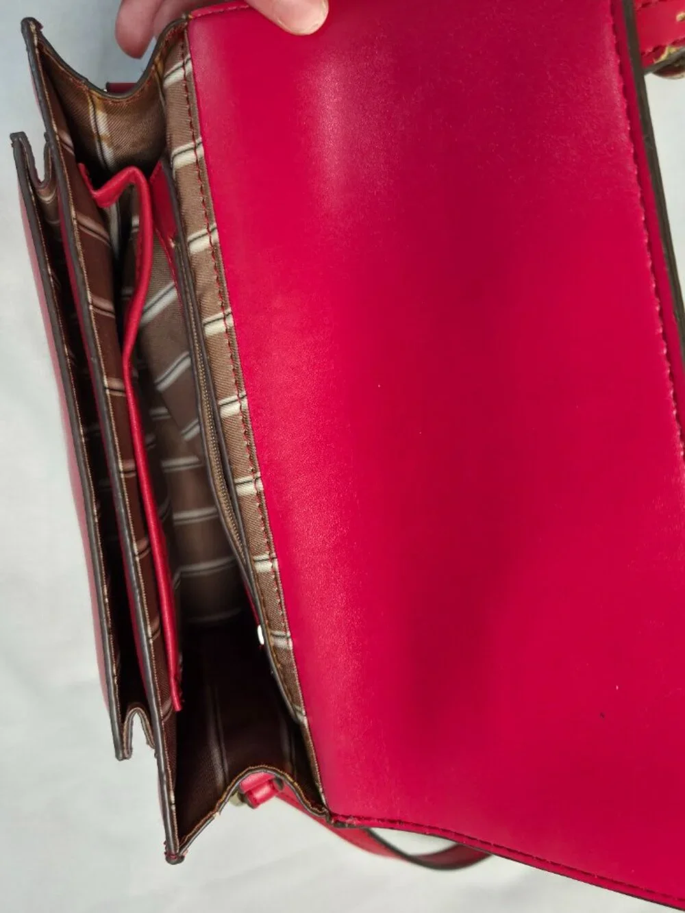 hot pink purse - Picture 3 of 4